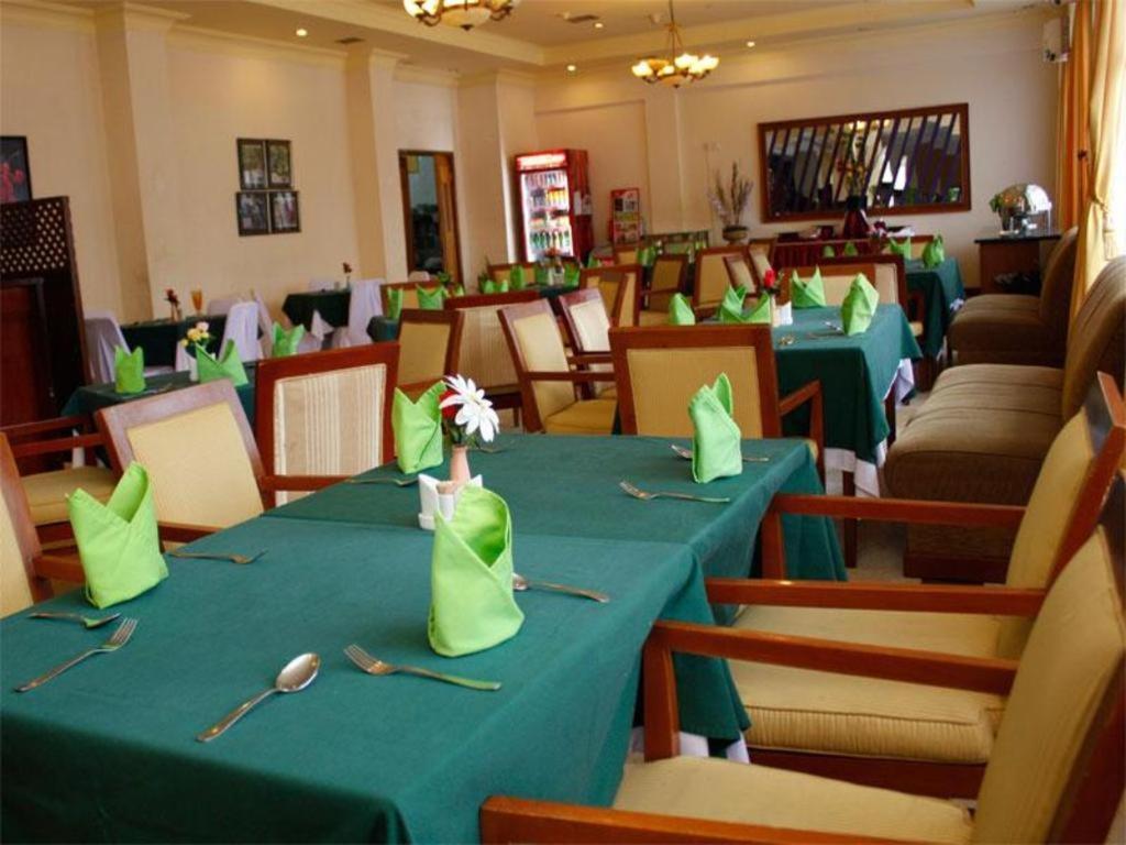 Pia Hotel Pangkalpinang Pangkalan Baru Zewnętrze zdjęcie